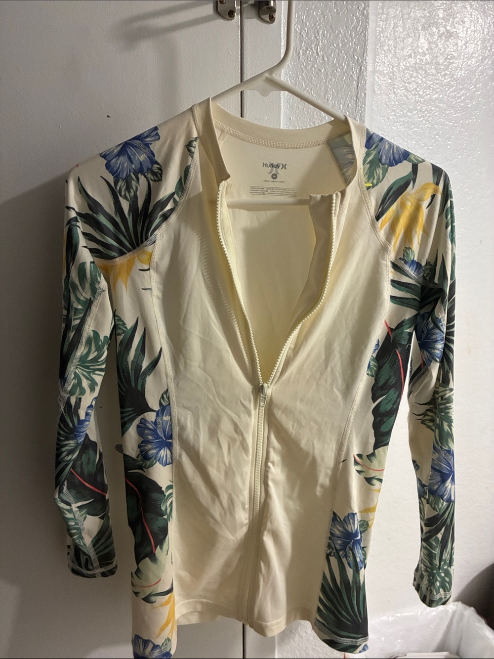Hurley Cream Tropical Zip-Up Rash Guard with Green & Blue Floral Print